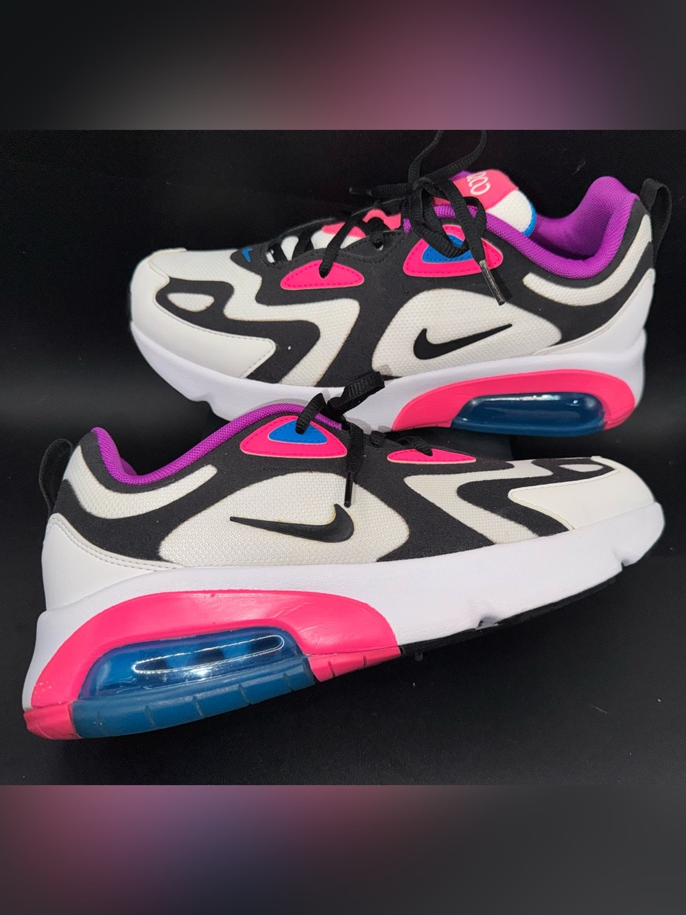 Nike Air Max 200 White Black Hyper Pink Blue Sneakers Y7/men’s 7/women’s 8.5